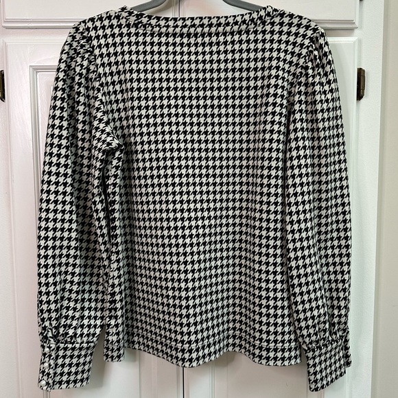 Talbots Houndstooth Pearl Button Cuff Long Sleeve Top Black & White Size Medium - Picture 3 of 10